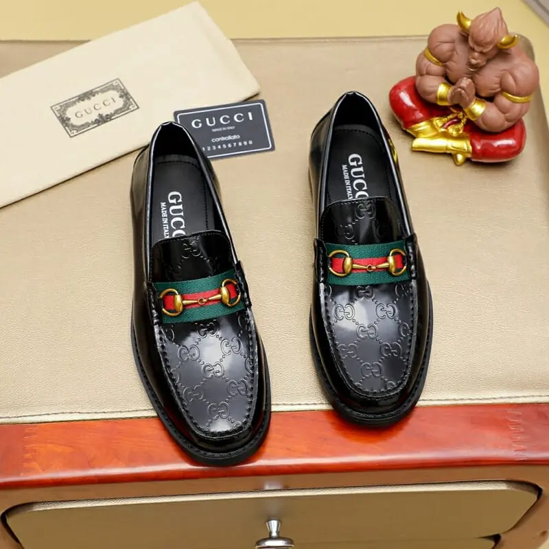 gucci oxfords chaussures pour homme s_1243776